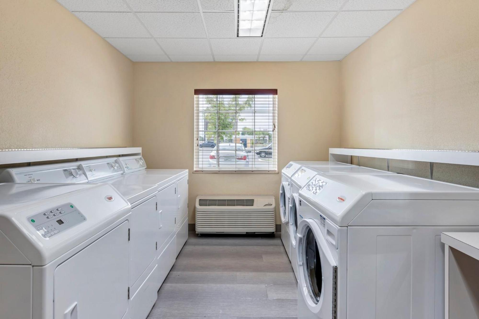 Candlewood Suites Indianapolis East By Ihg Exteriér fotografie